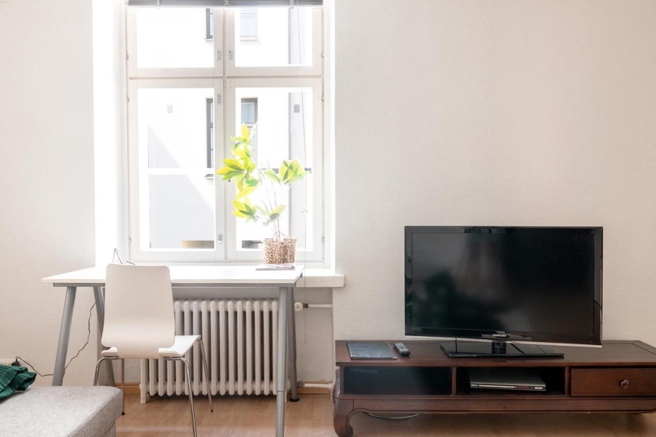 2ndhomes Bright 2br Next To Esplanade Park Helsinki