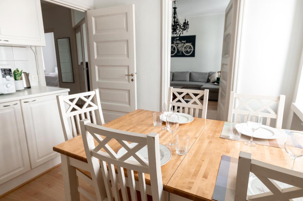 2ndhomes Bright 2br Next To Esplanade Park Apartamento Helsínquia